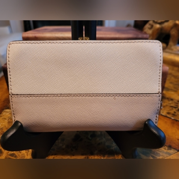 Kate Spade 2-tone wallet - Picture 2 of 10